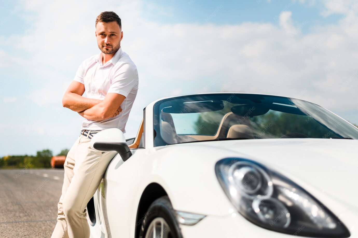 SUV premium prateado, modelo ilustrativo da categoria SUVs premium